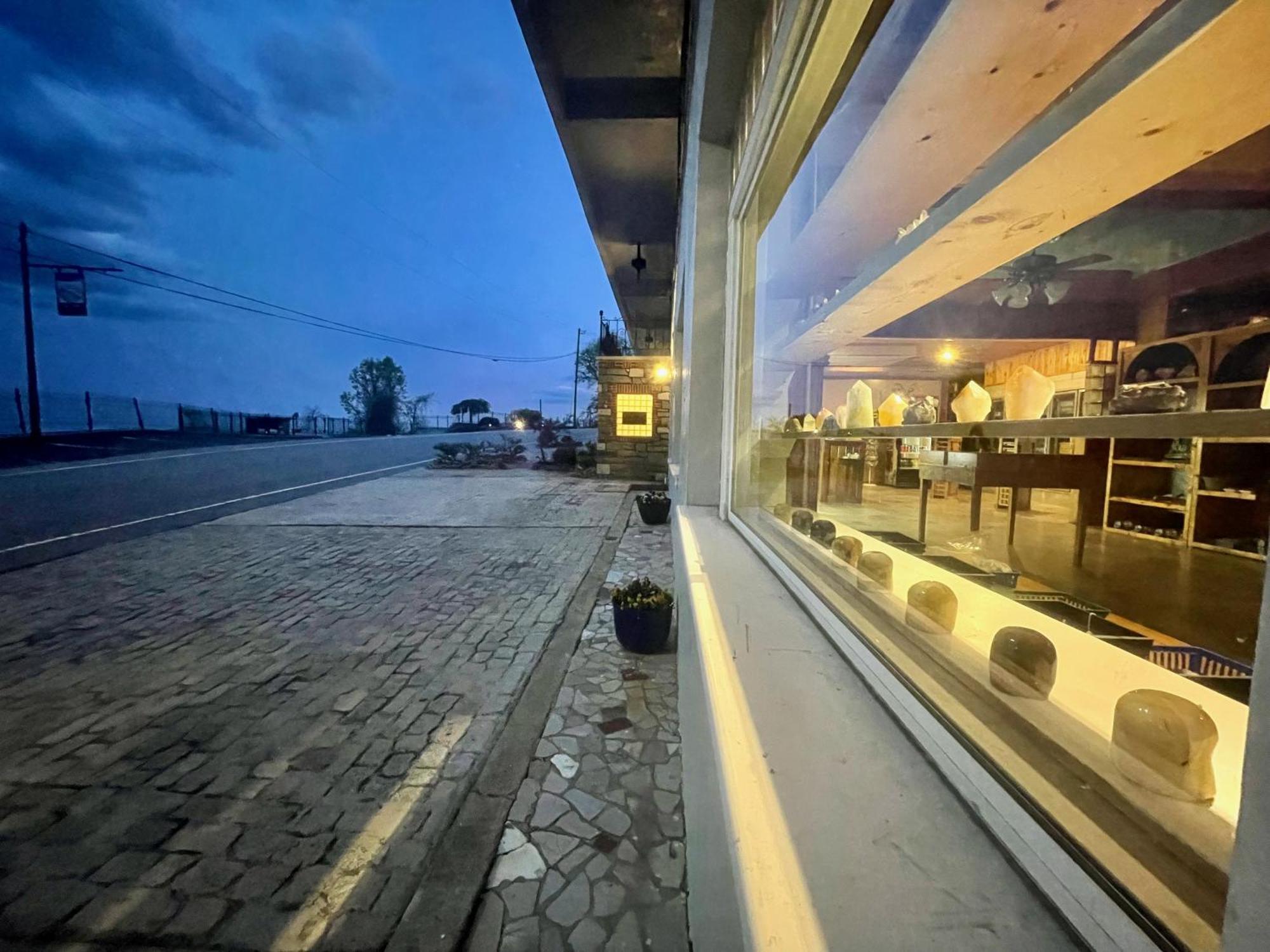 Skyline Village Inn Spruce Pine Exterior foto